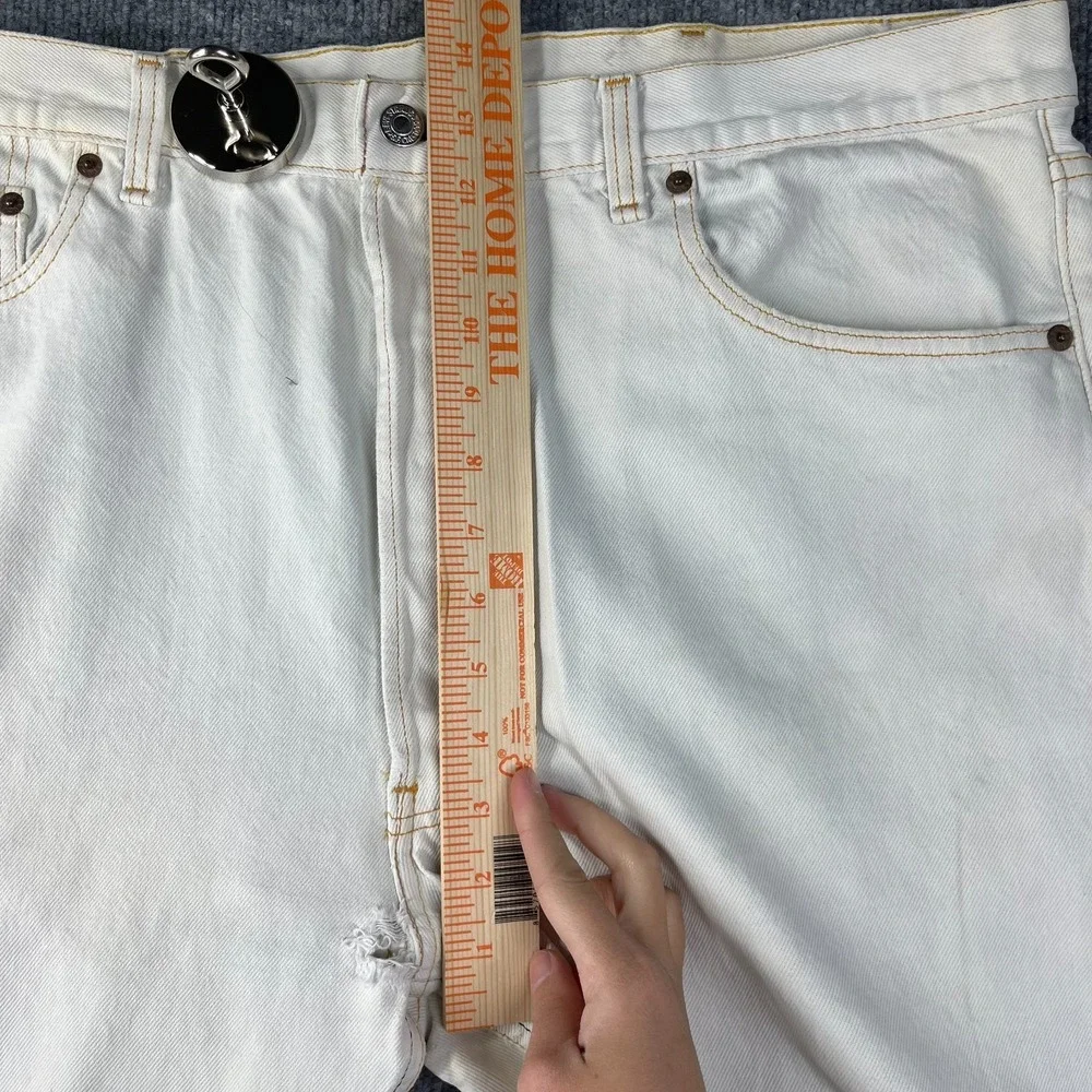 Levi's Jeans Men's‎ White Denim Contrast Stitch Classic Button Fly 38X27 - Flaw